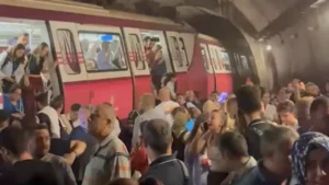 accba6e0-kadikoy-sabiha-gokcen-havalimani-metrosu-raydan-cikti