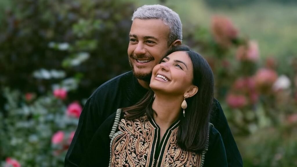 سعد لمجرد وزوجته غيثة العلاكي في صورة نشرها على إنستغرام