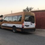 حافلة للنقل المدرسي تابعة للمبادرة الوطنية للتنمية البشرية في جماعة قروية بالمغرب