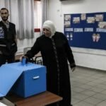 مشهد من مركز اقتراع إسرائيلي خلال انتخابات 2025