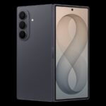 Teléfono plegable Samsung con cuerpo gris y patrón de cadena blanca