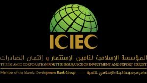 Logo ICIEC con globo terráqueo verde y texto institucional